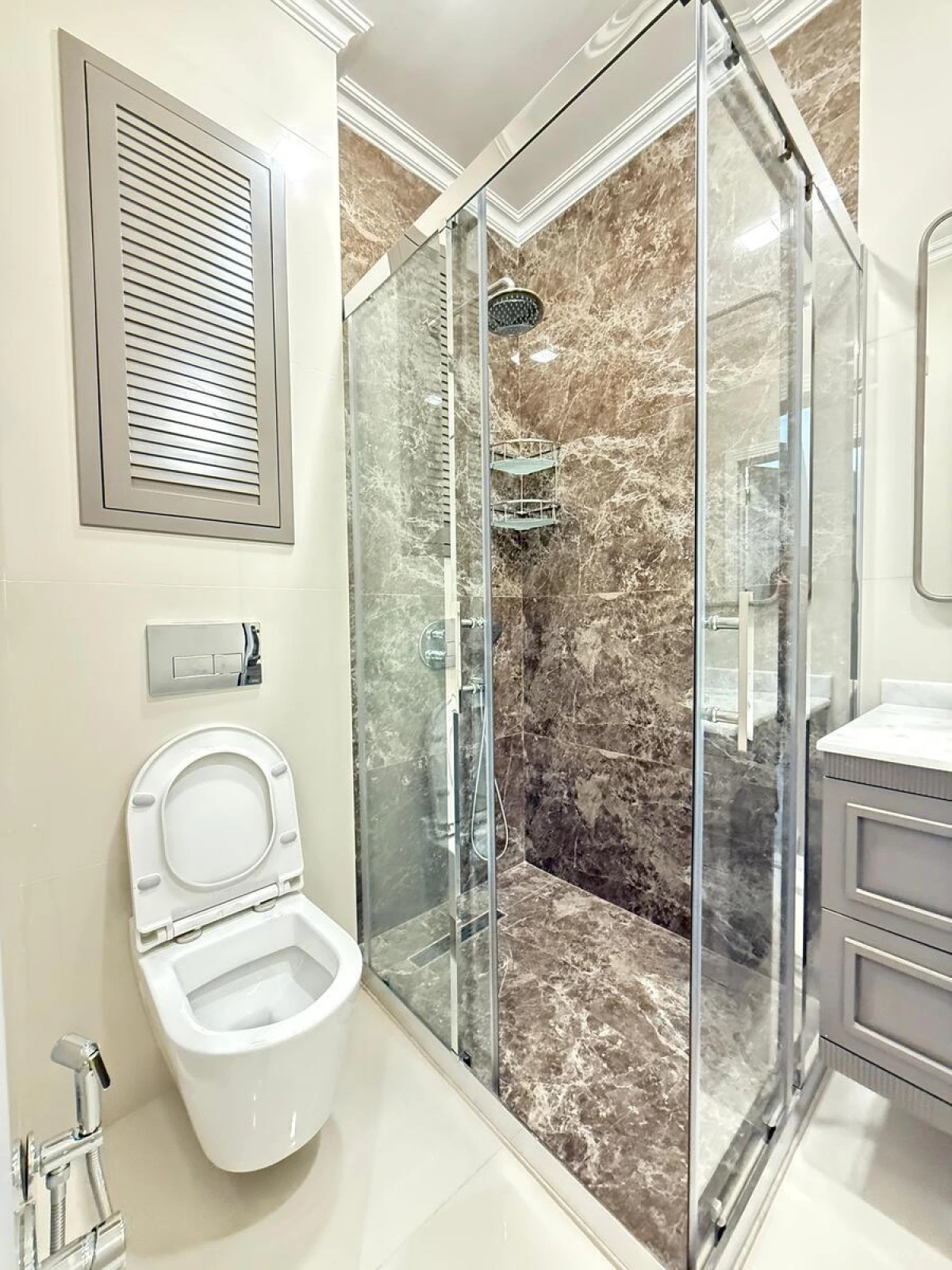 Kirayə verilir 3 otaqlı mənzil 105 m²