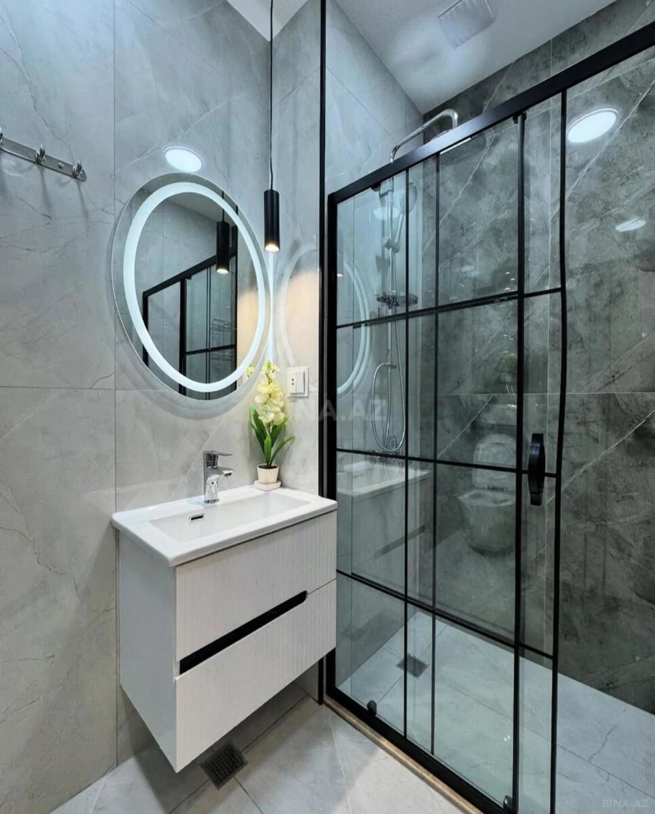 Kirayə verilir 2 otaqlı mənzil 70 m²