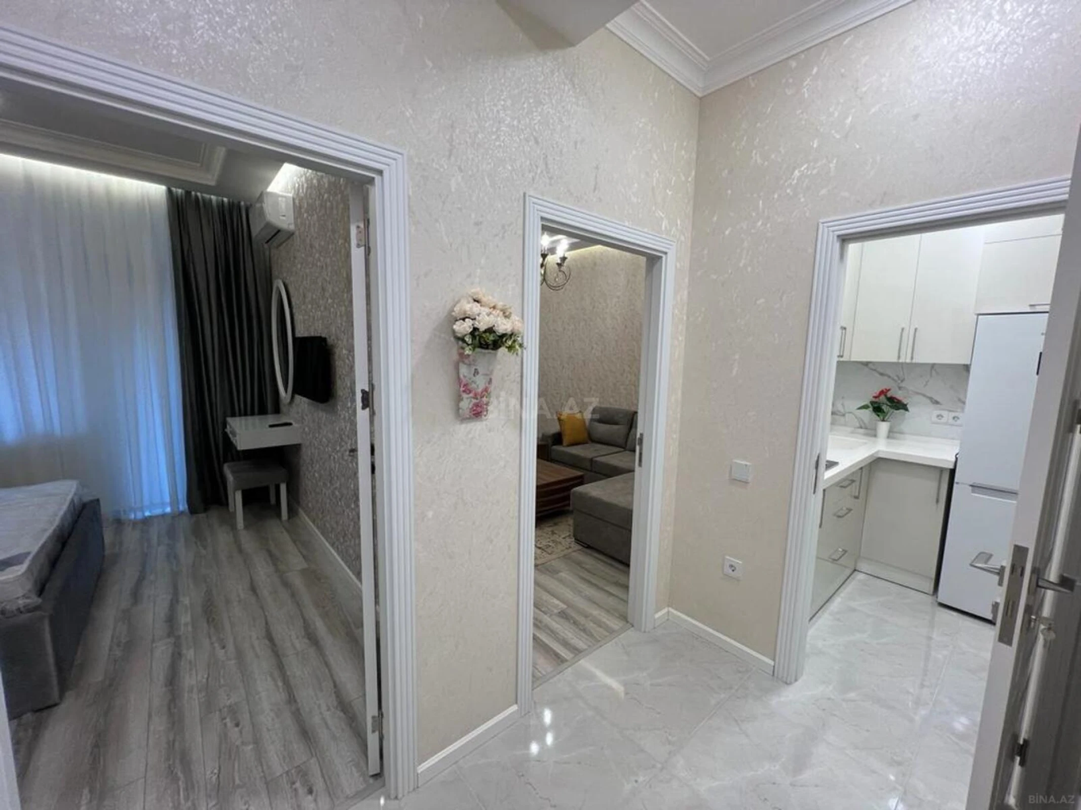 Kirayə verilir 2 otaqlı mənzil 70 m²
