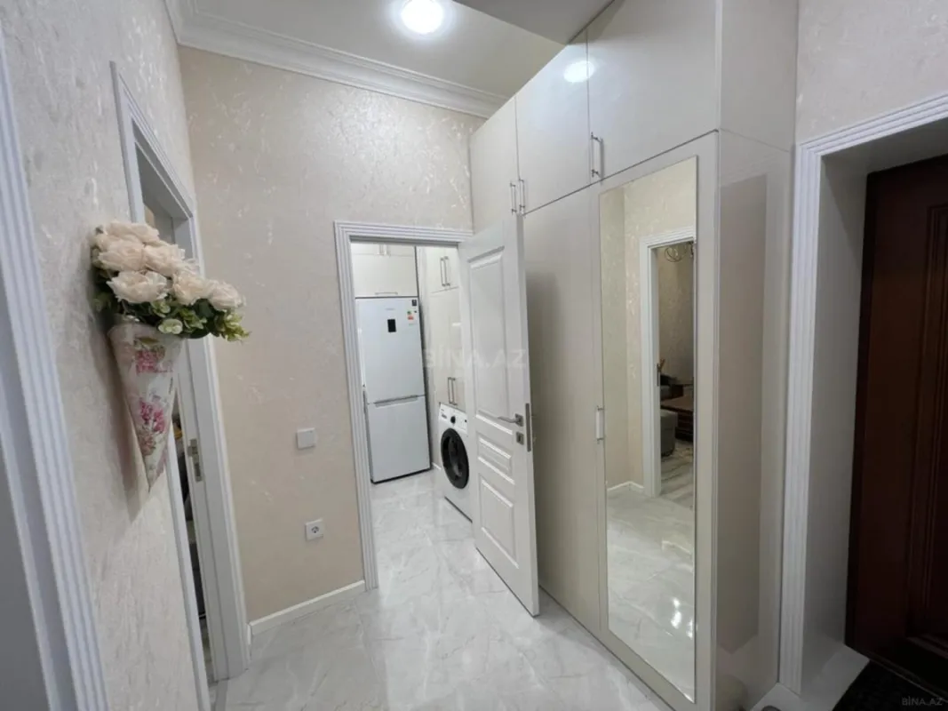 Kirayə verilir 2 otaqlı mənzil 70 m²