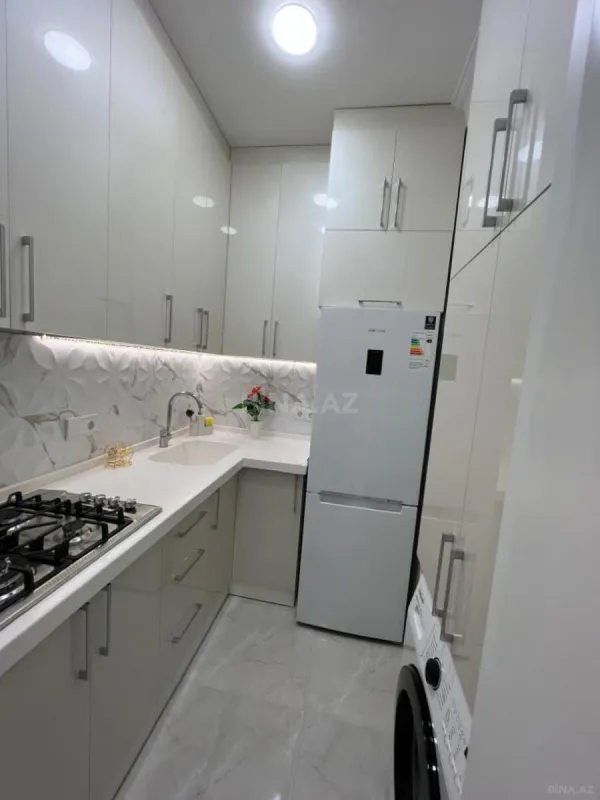 Kirayə verilir 2 otaqlı mənzil 70 m²