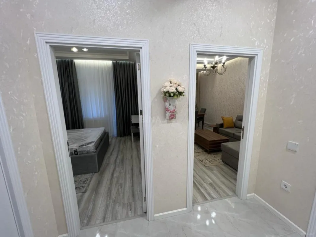 Kirayə verilir 2 otaqlı mənzil 70 m²