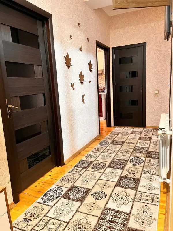 Satılır 3 otaqlı mənzil 95 m²