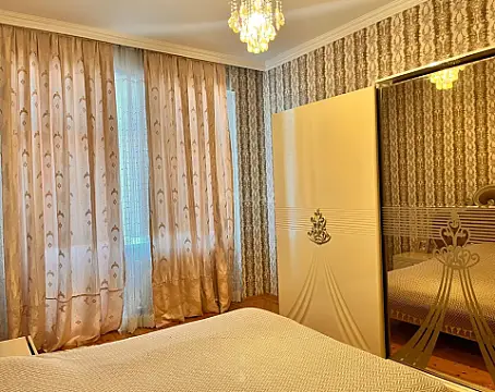 Satılır 3 otaqlı mənzil 95 m²