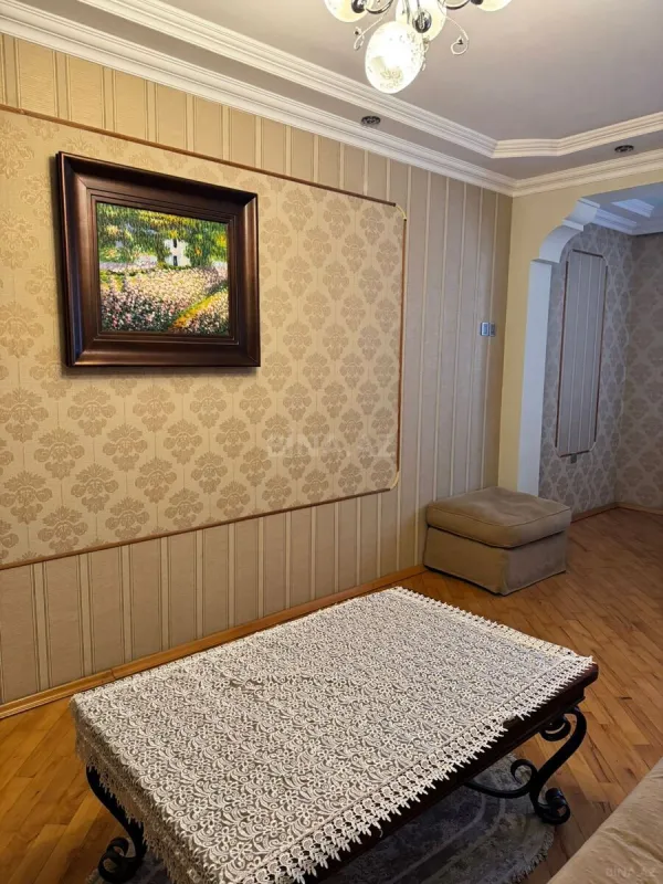 Kirayə verilir 2 otaqlı mənzil 55 m²