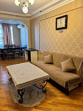 Kirayə verilir 2 otaqlı mənzil 55 m² — Bakı, Nərimanov 2 otaq 55.00 m²