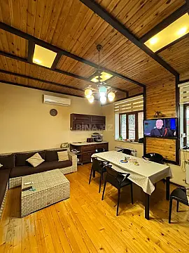 Satılır 6 otaqlı həyət evi 275 m²