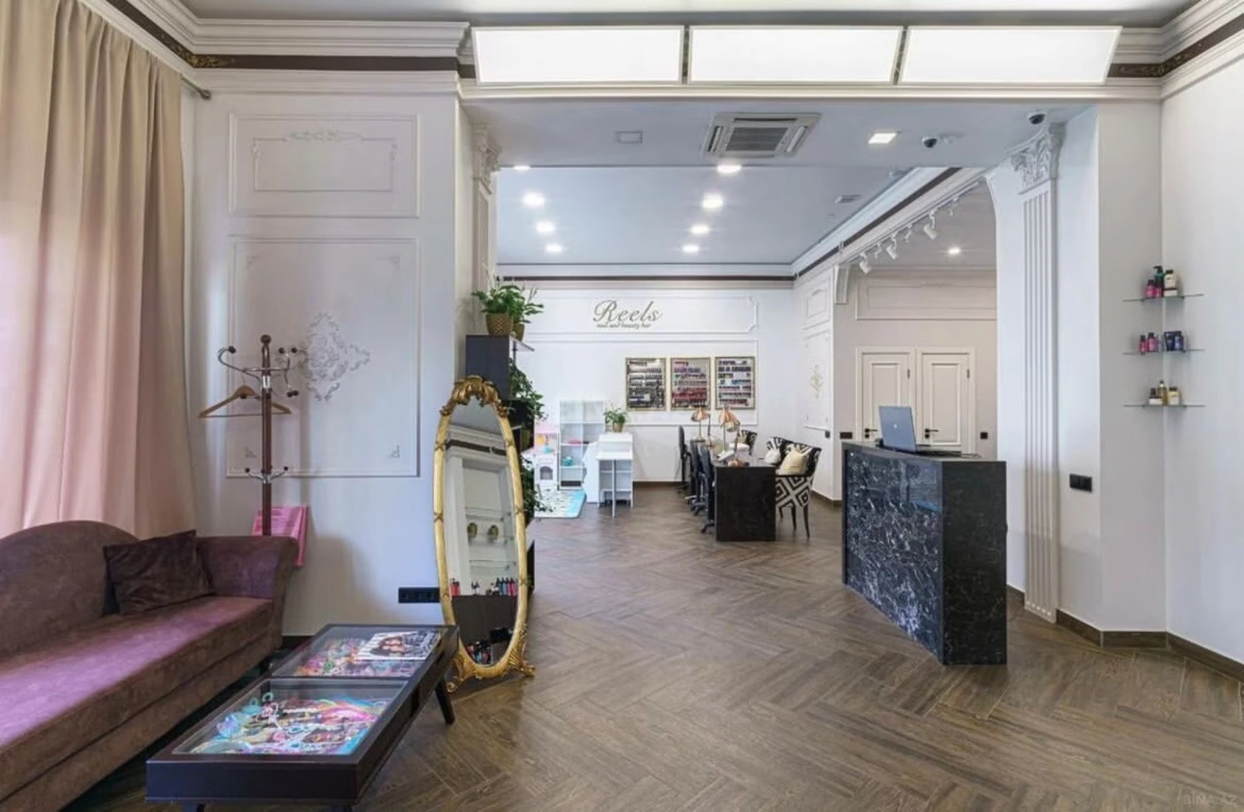 Satılır obyekt 270 m²