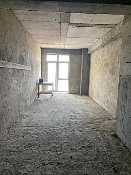 Satılır 2 otaqlı mənzil 78.5 m²