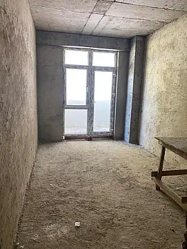 Satılır 2 otaqlı mənzil 78.5 m²