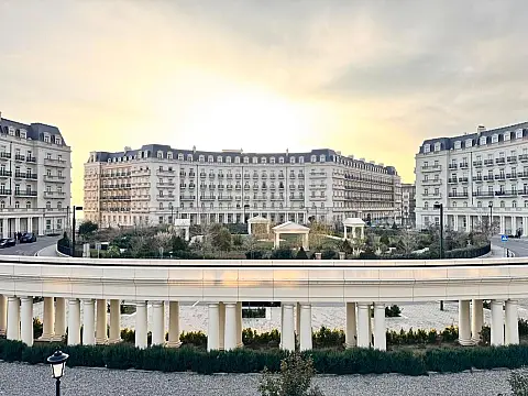 Satılır 5 otaqlı mənzil 231 m² — Bakı 5 otaq 231.00 m²