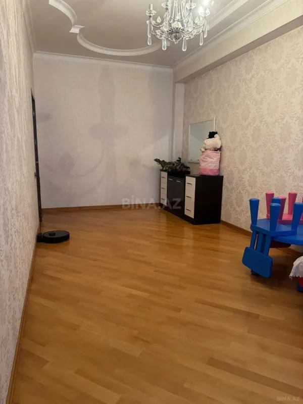 Satılır 3 otaqlı mənzil 100 m²