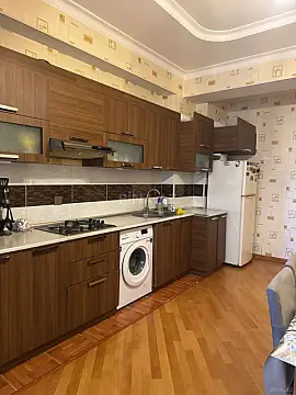 Satılır 3 otaqlı mənzil 100 m²