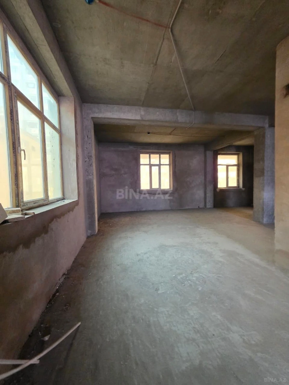 Satılır obyekt 125 m²