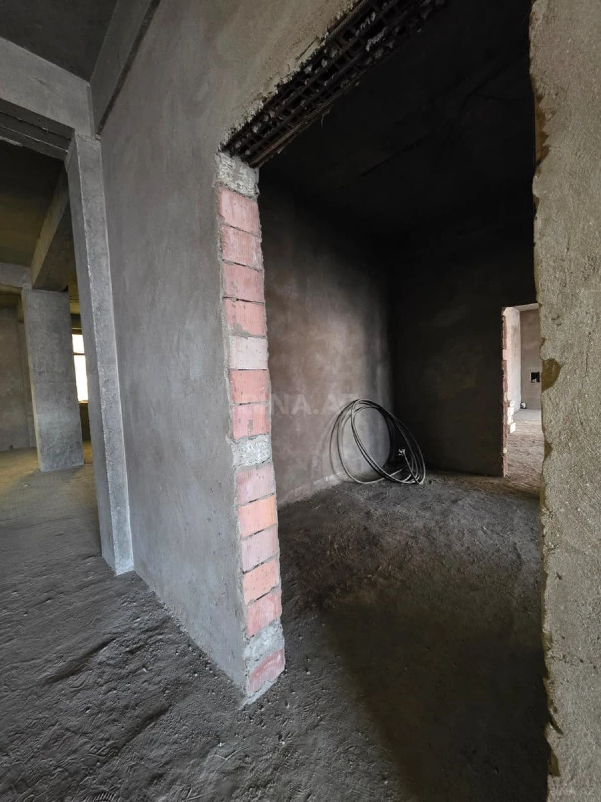 Satılır obyekt 125 m²