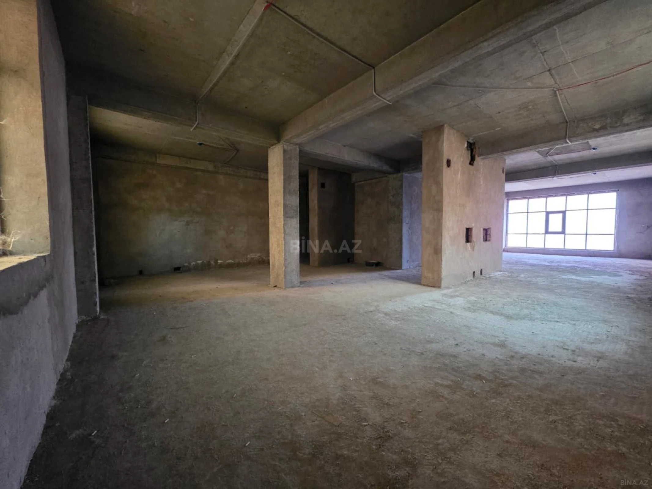 Satılır obyekt 125 m²