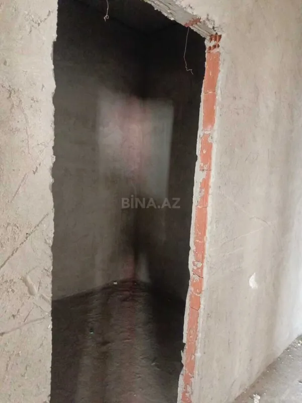 Satılır 3 otaqlı mənzil 144 m²