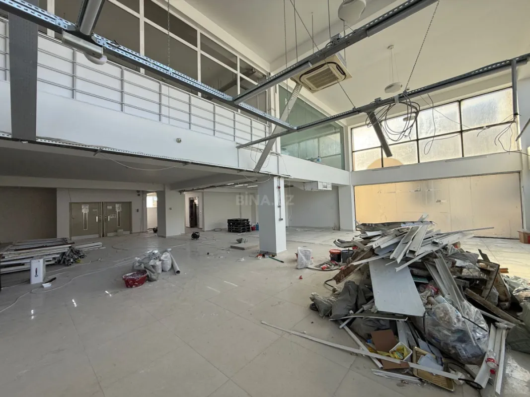 Kirayə verilir obyekt 2100 m²