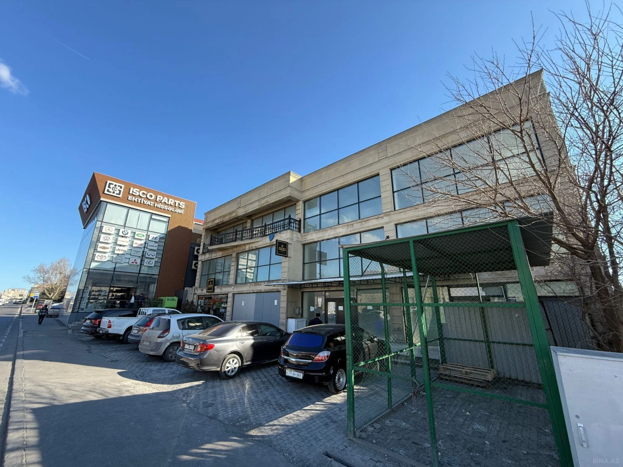 Kirayə verilir obyekt 2100 m²