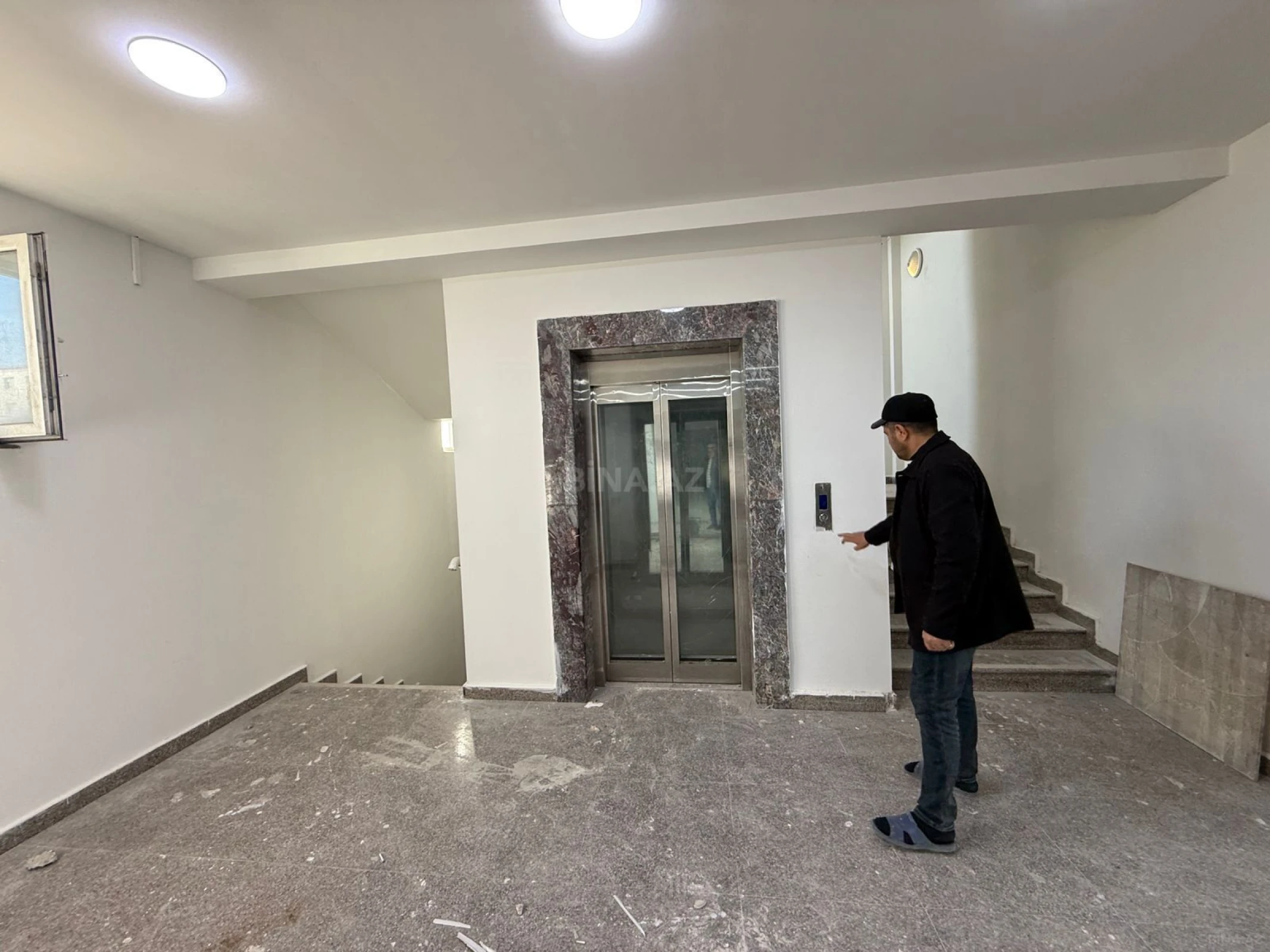 Kirayə verilir obyekt 2100 m²