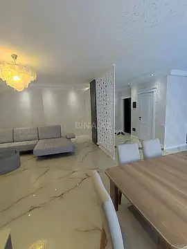 Satılır 4 otaqlı mənzil 130 m²