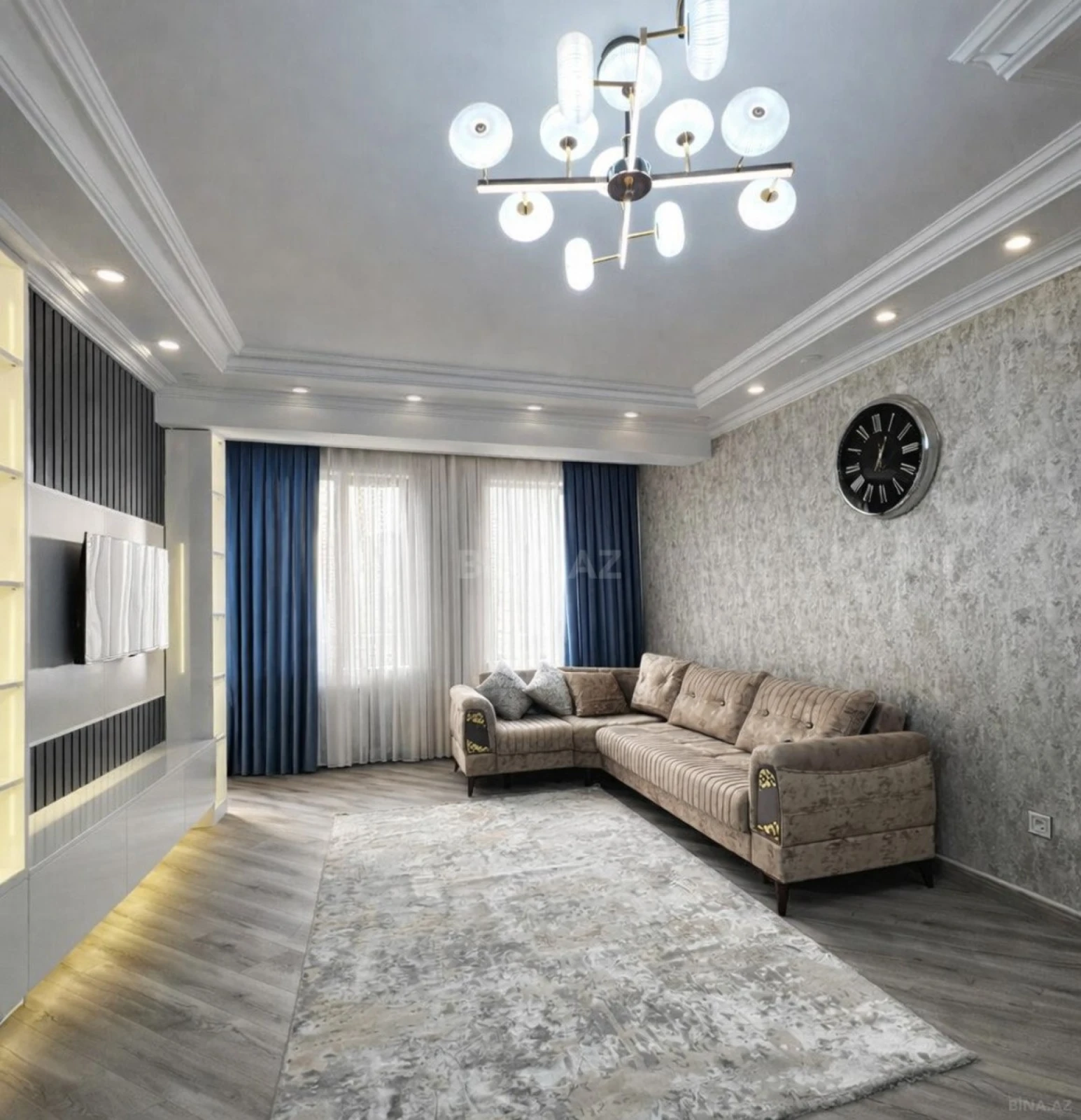 Satılır 2 otaqlı mənzil 67 m²