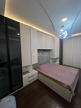 Satılır 2 otaqlı mənzil 107 m²