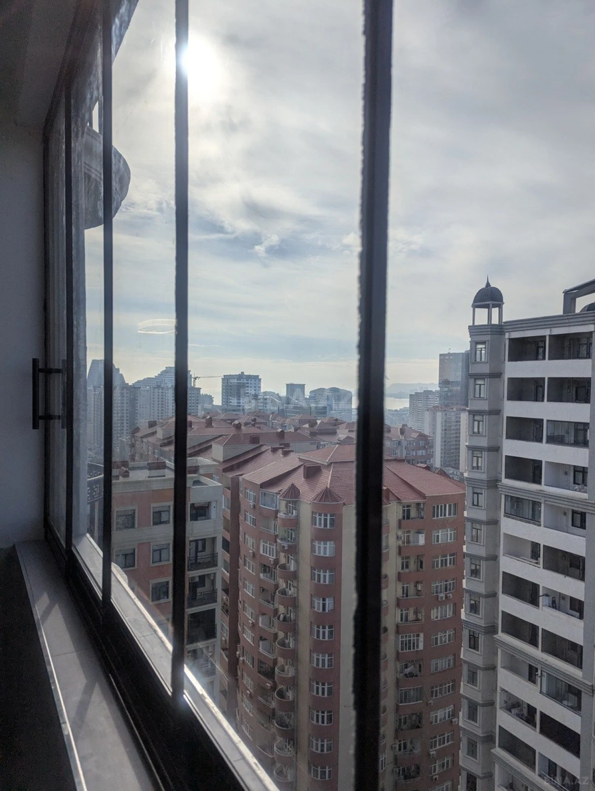 Satılır 2 otaqlı mənzil 70 m²