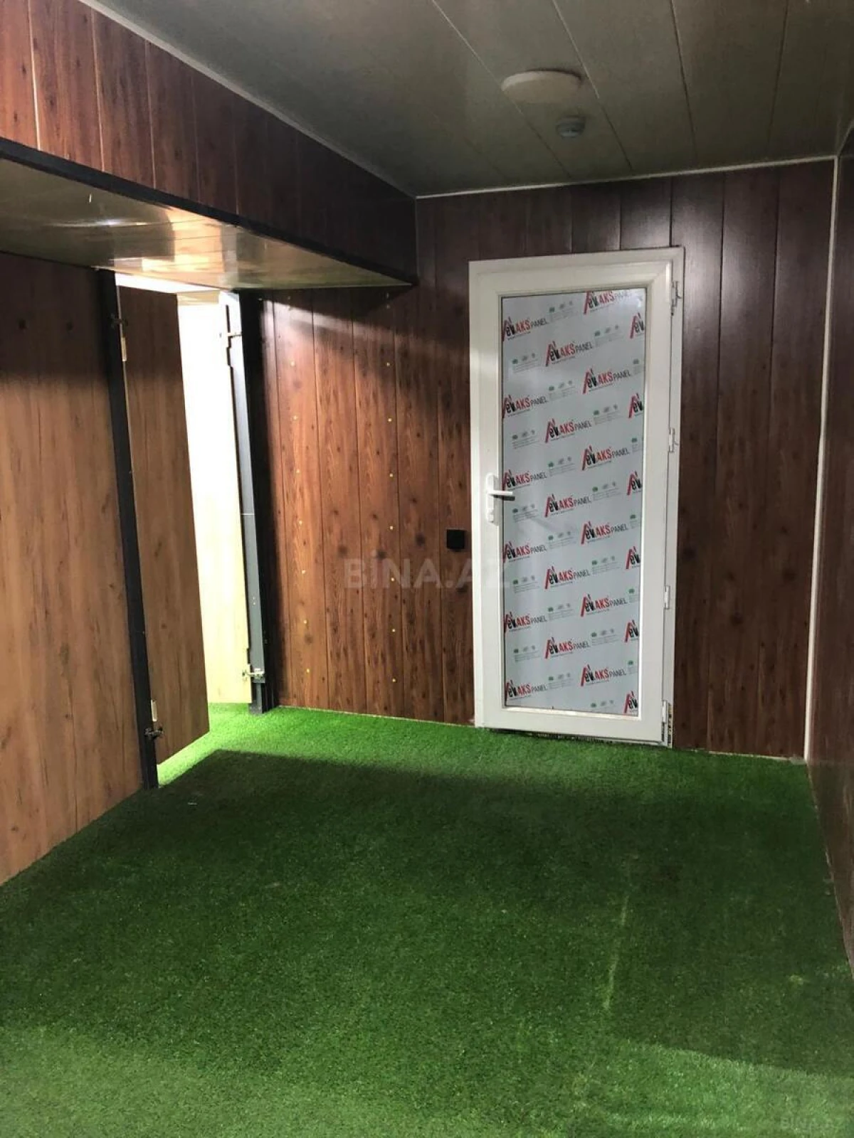 Satılır obyekt 160 m²