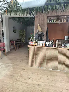 Satılır obyekt 160 m²