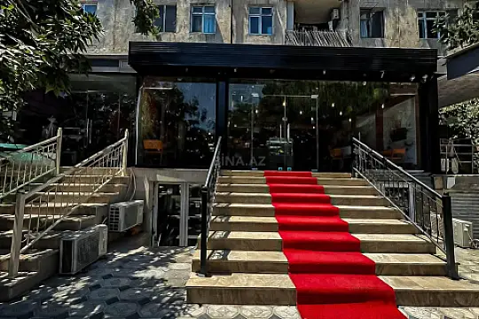 Satılır obyekt 160 m² — Bakı, Memar Əcəmi yanı 160.00 m²