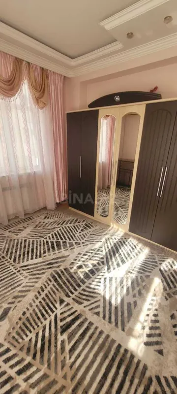 Kirayə verilir 3 otaqlı mənzil 110 m²