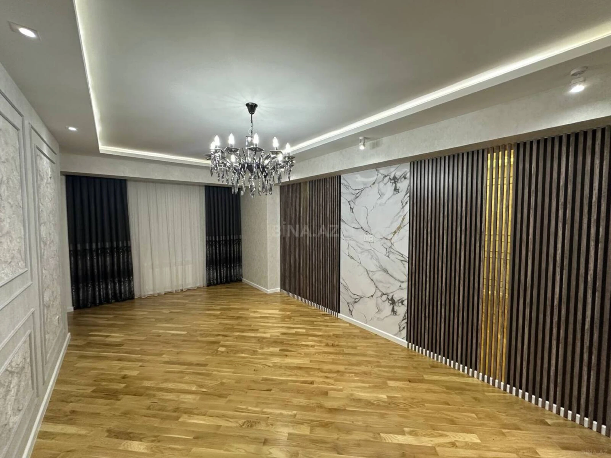 Satılır 4 otaqlı mənzil 155 m²