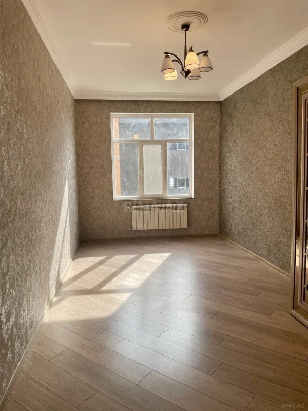 Kirayə verilir 2 otaqlı mənzil 90 m²