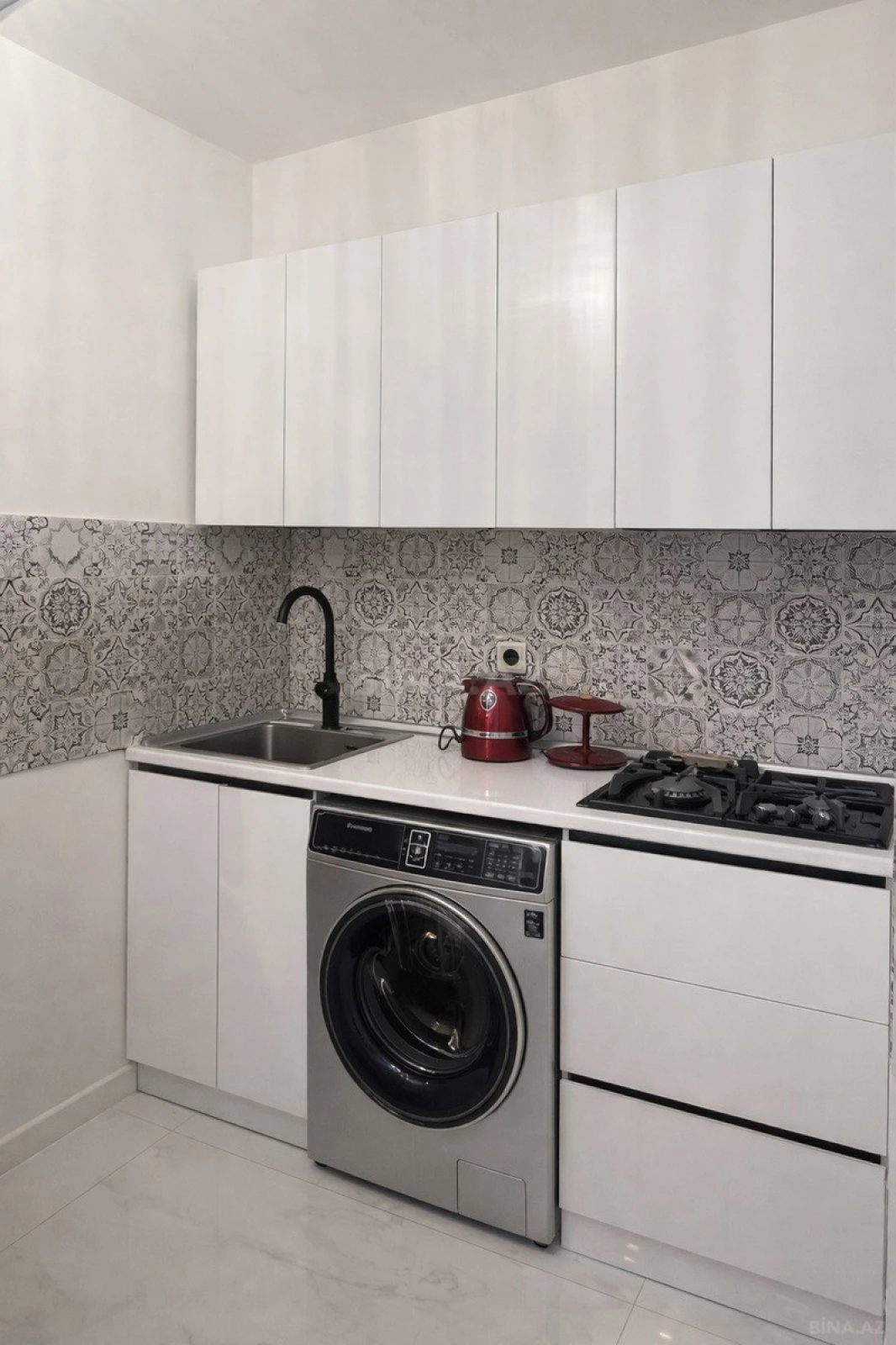 Satılır 3 otaqlı mənzil 90 m²