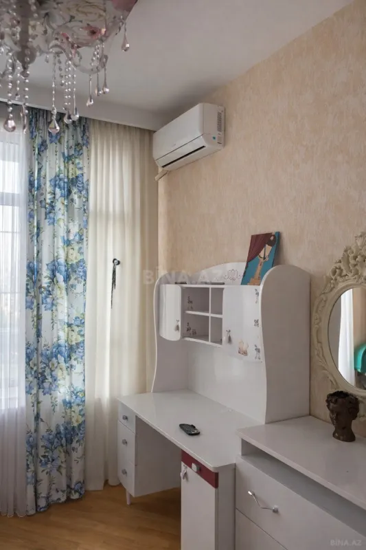 Satılır 3 otaqlı mənzil 90 m²