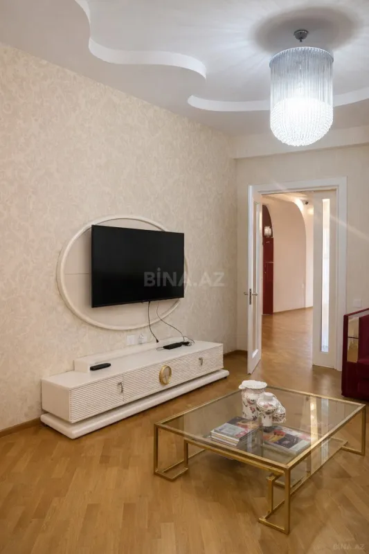 Satılır 3 otaqlı mənzil 90 m²