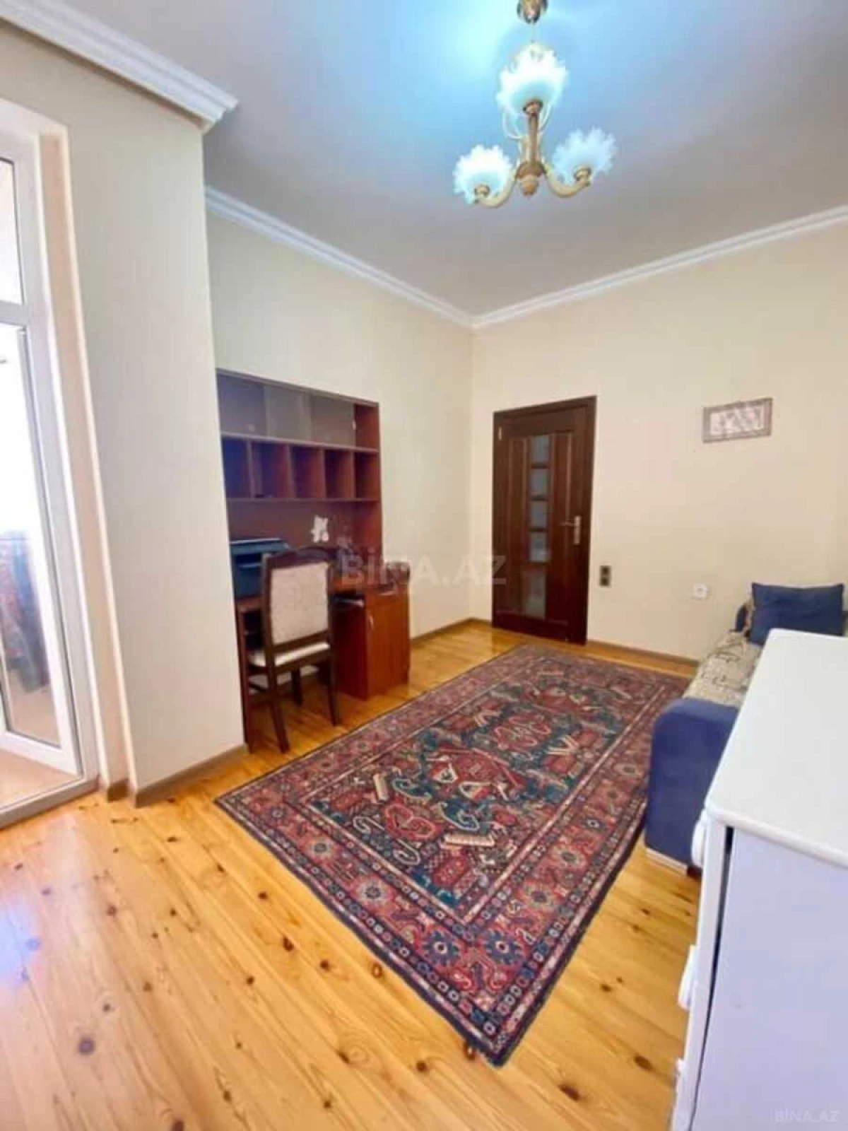 Kirayə verilir 3 otaqlı mənzil 110 m²