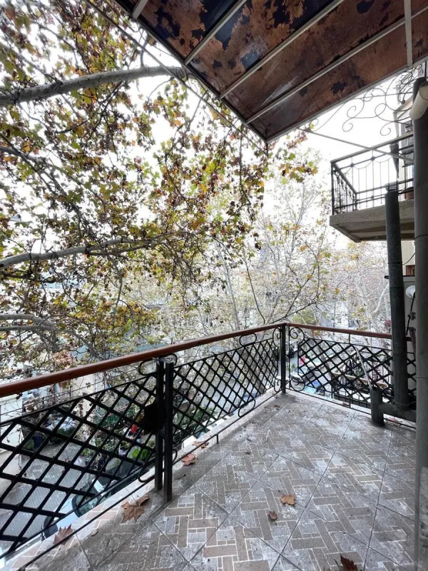 Kirayə verilir obyekt 155 m²