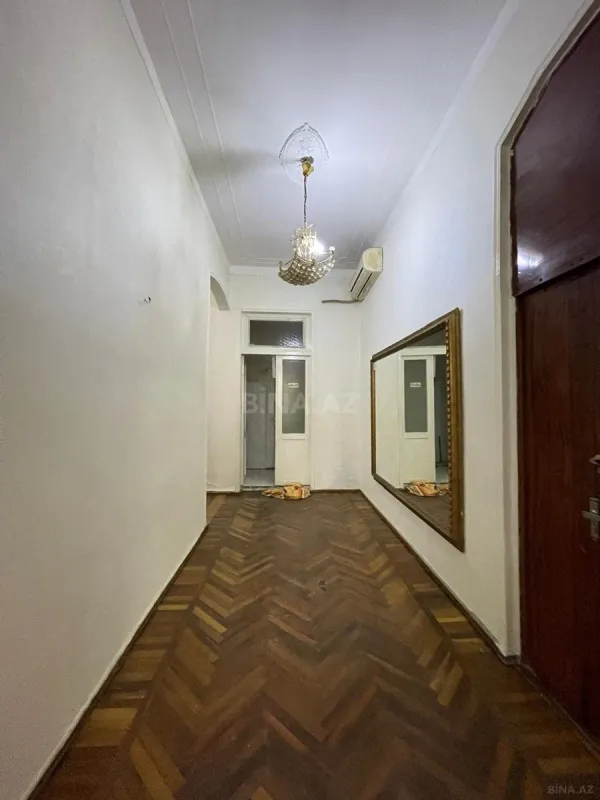 Kirayə verilir obyekt 155 m²