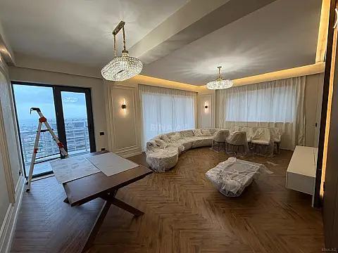 Kirayə verilir 4 otaqlı mənzil 200 m² — Bakı 4 otaq 200.00 m²