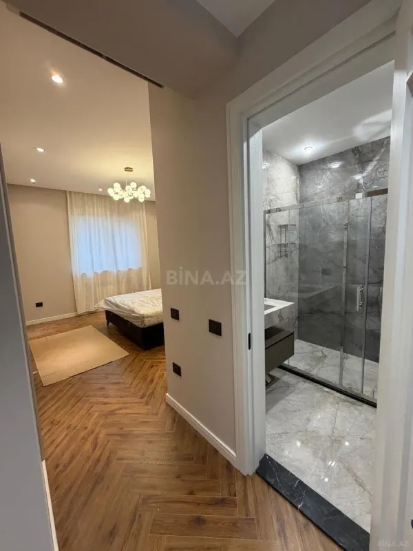 Kirayə verilir 4 otaqlı mənzil 200 m²
