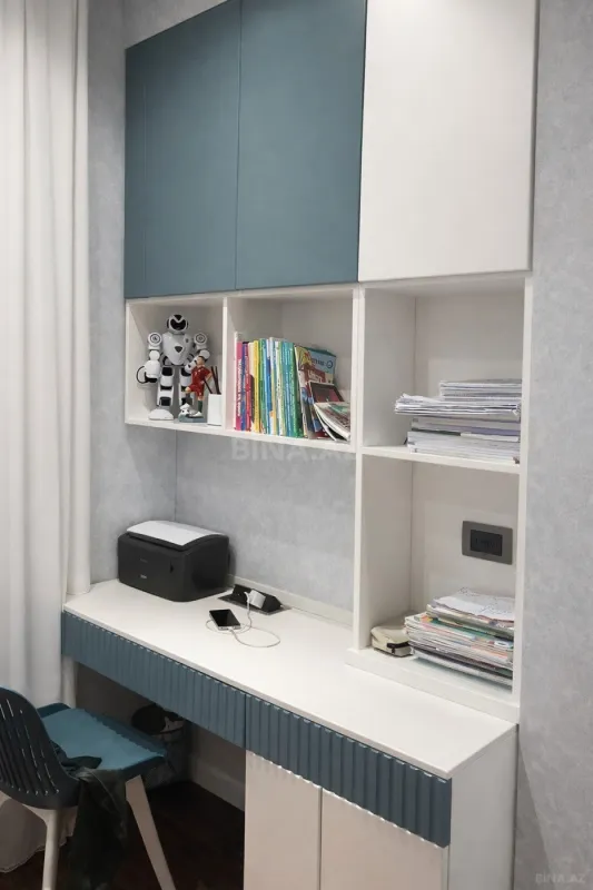 Satılır 3 otaqlı mənzil 125 m²