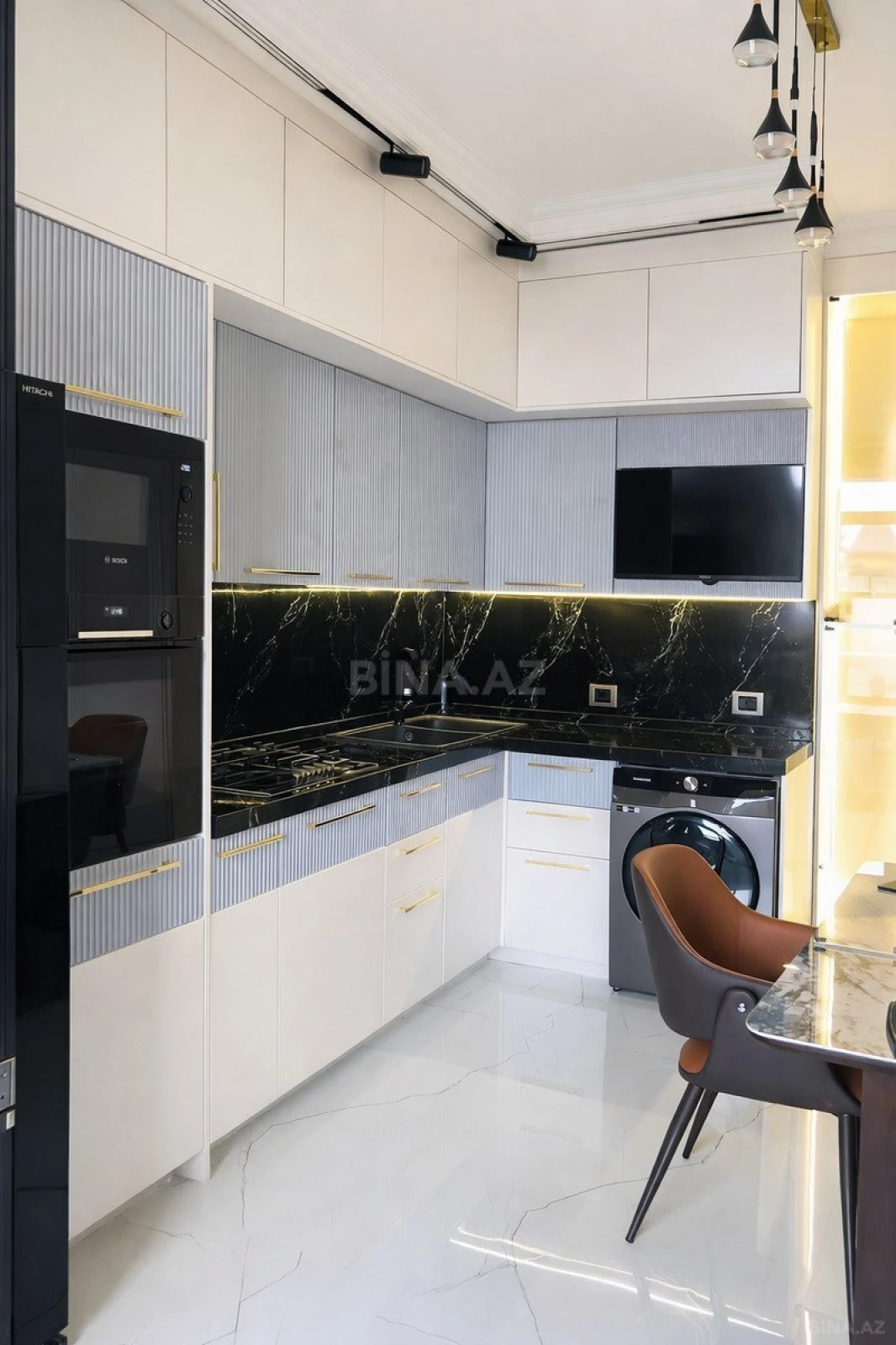 Satılır 3 otaqlı mənzil 125 m²