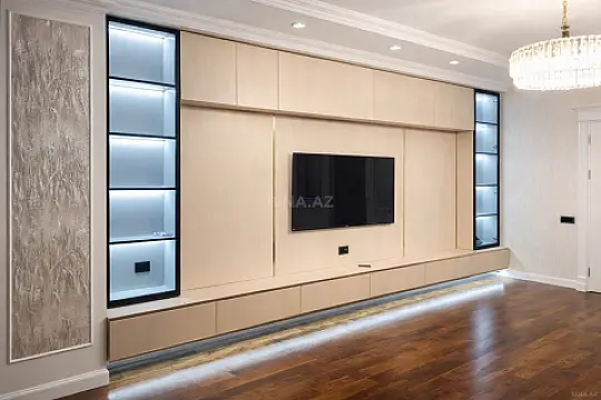 Satılır 3 otaqlı mənzil 125 m²