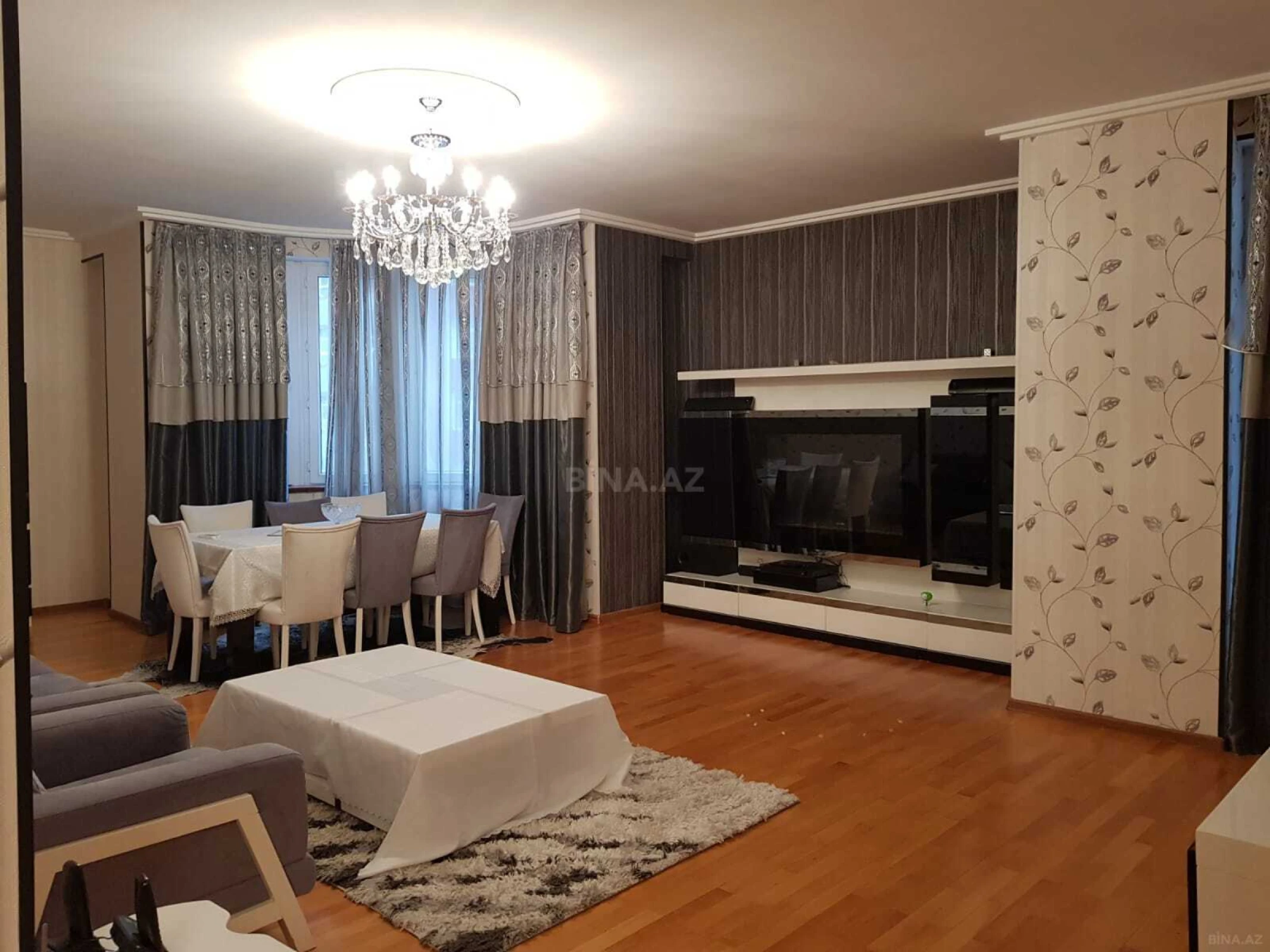 Kirayə verilir 3 otaqlı mənzil 105 m²