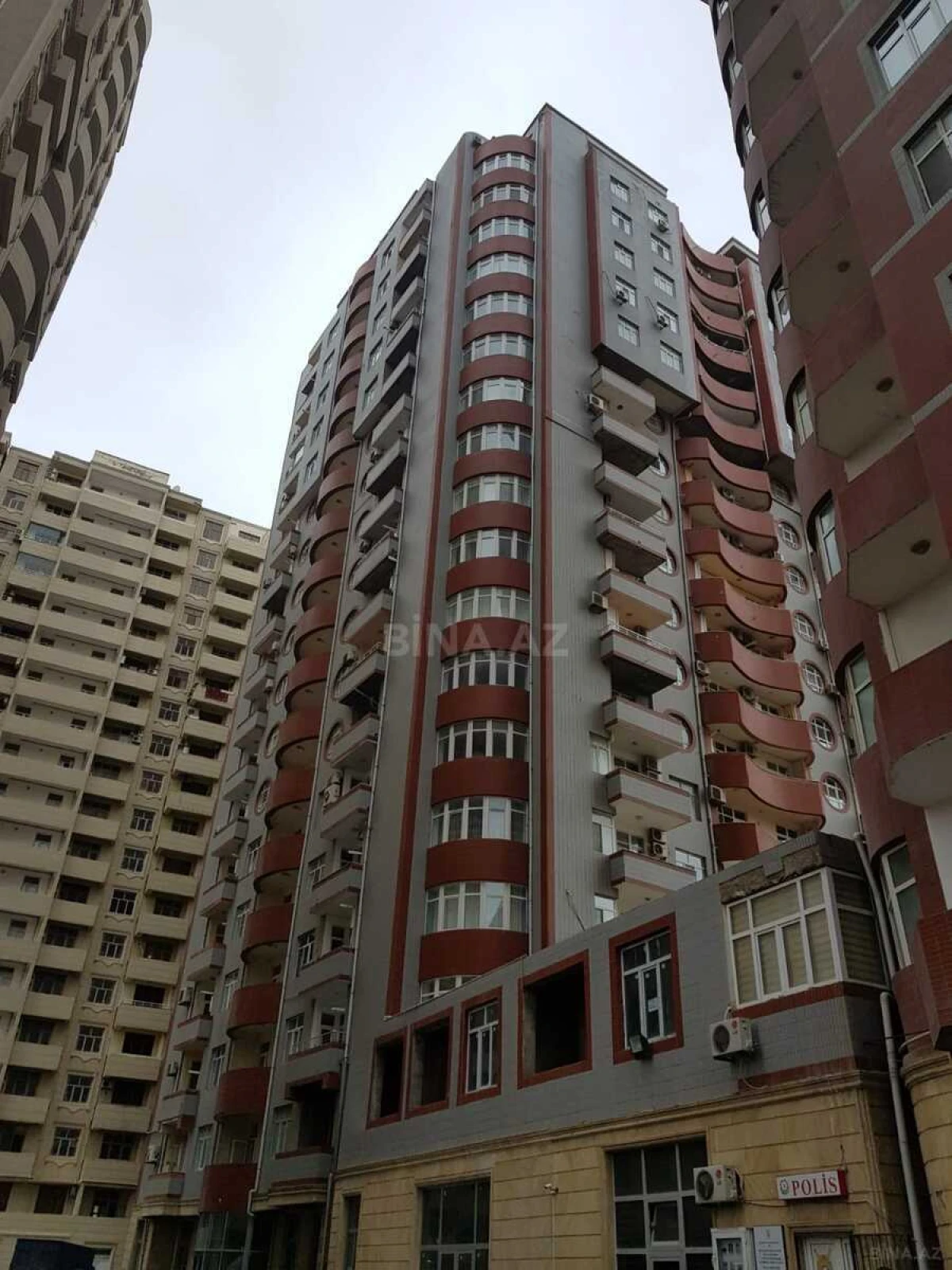 Kirayə verilir 3 otaqlı mənzil 105 m²