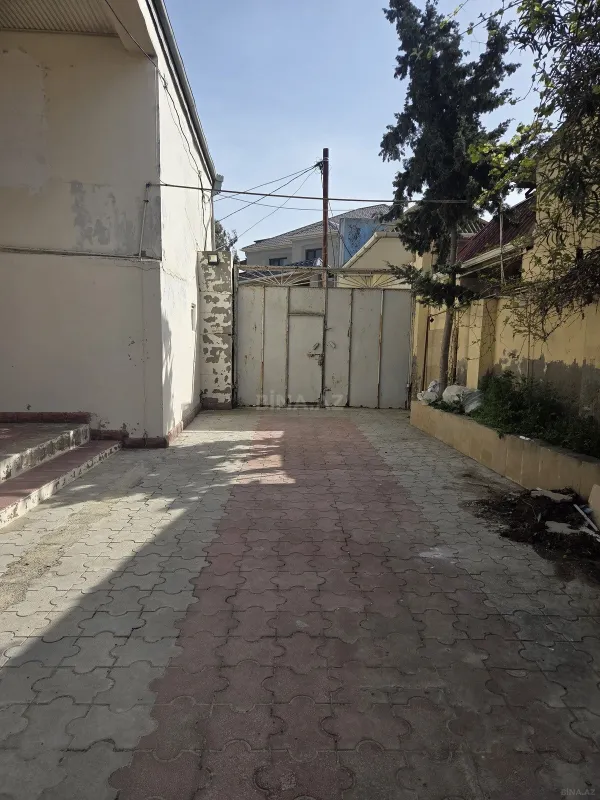 Satılır 5 otaqlı həyət evi 178 m²