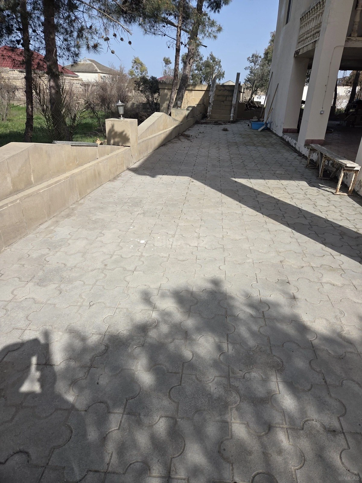 Satılır 5 otaqlı həyət evi 178 m²