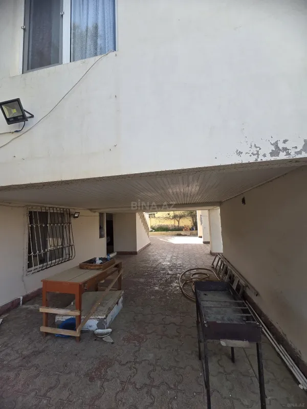 Satılır 5 otaqlı həyət evi 178 m²